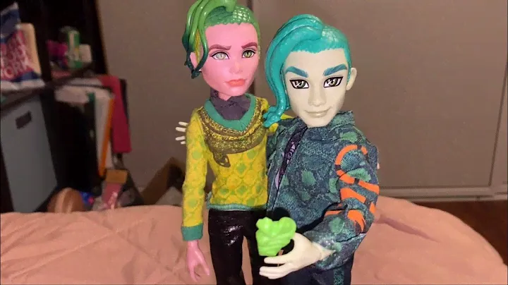 Monster High G3 Deuce Gorgon Unboxing + Review